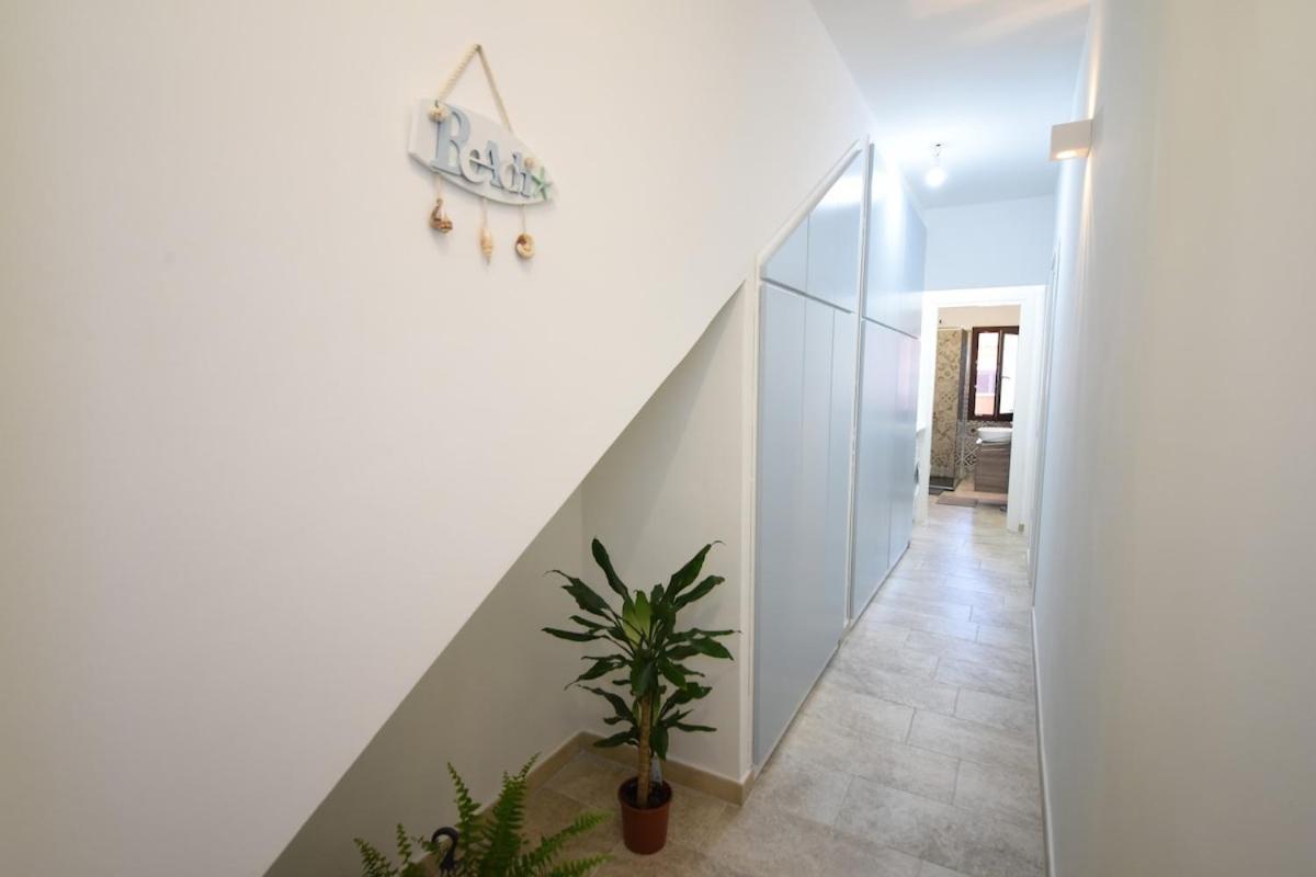 Hiram House Apartment Ла Мадалена Екстериор снимка
